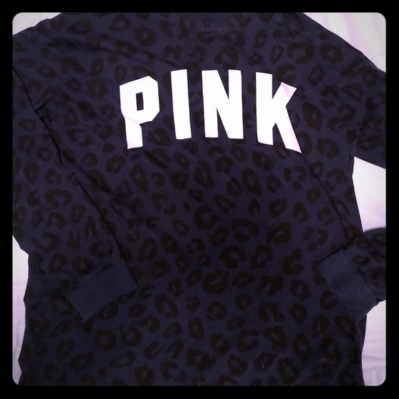 PINK Victoria's Secret Tops - Victoria Secret Pink leopard campus tee